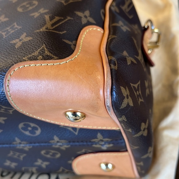Louis Vuitton Monogram Retiro Handbag - Picture 9 of 16